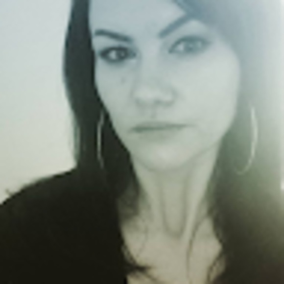 Meet your Posher, Saskia - Picture 1 of 1